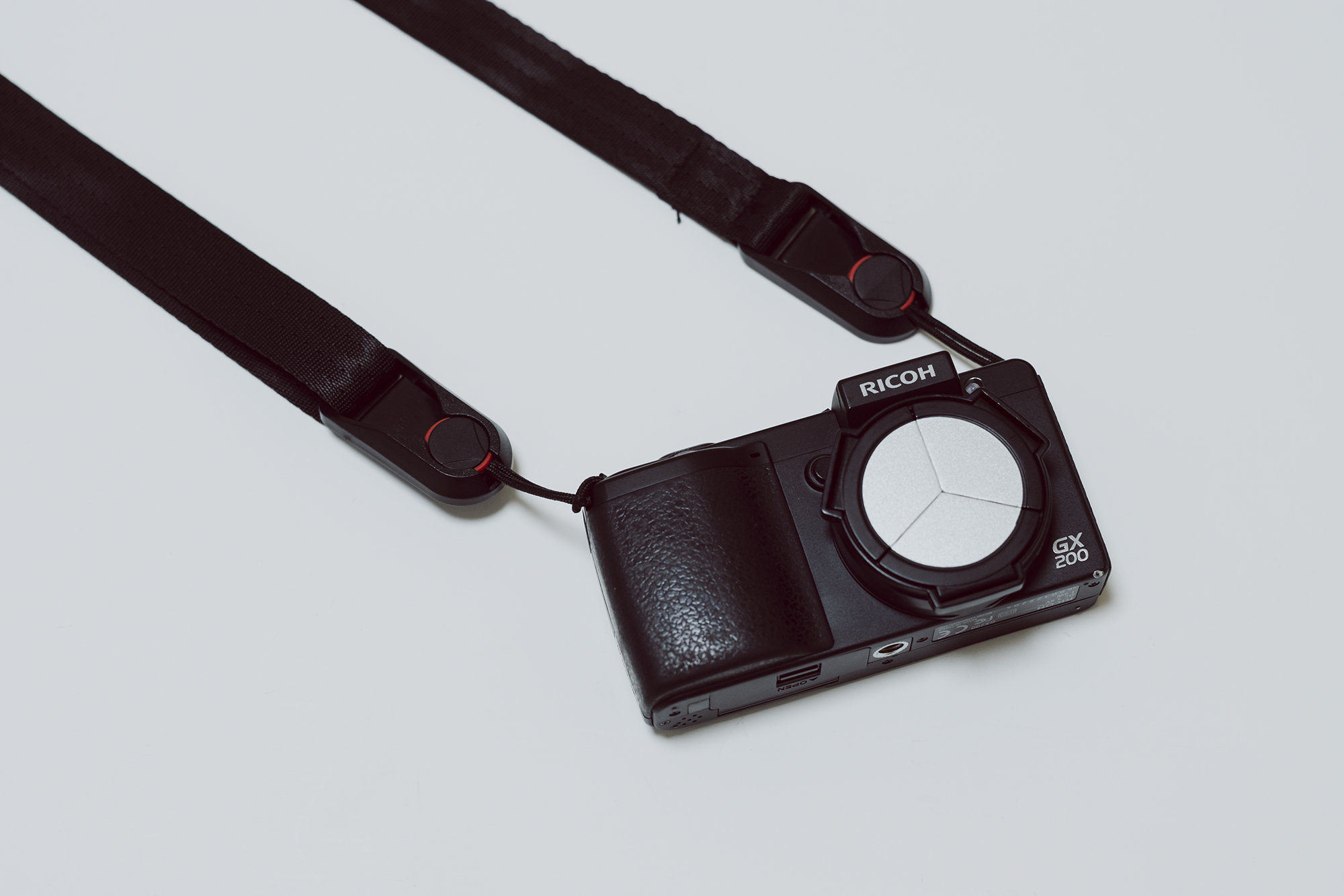 CCDセンサーのRICOH GX200